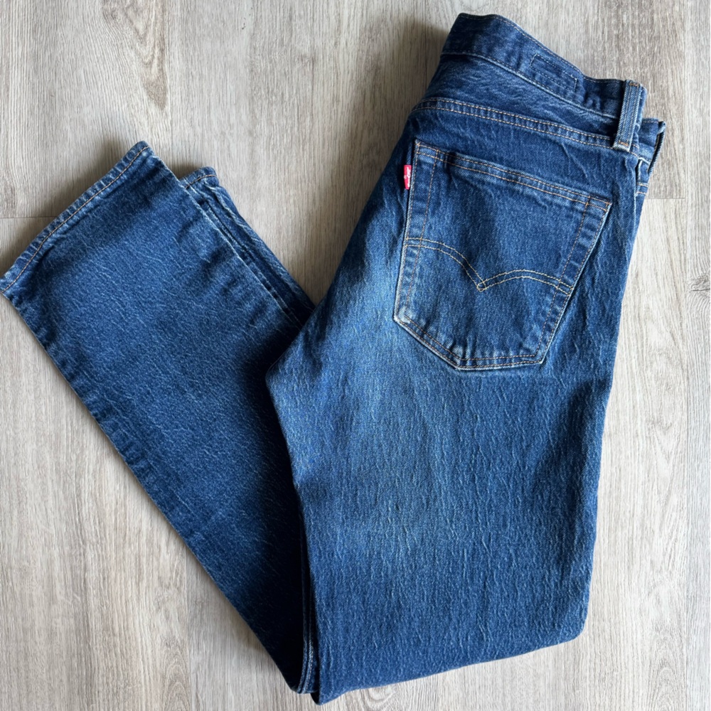 Levi’s Premium Denim 501 ‘93 Straight Leg Big E Medium Wash Indigo Blue Jeans 30